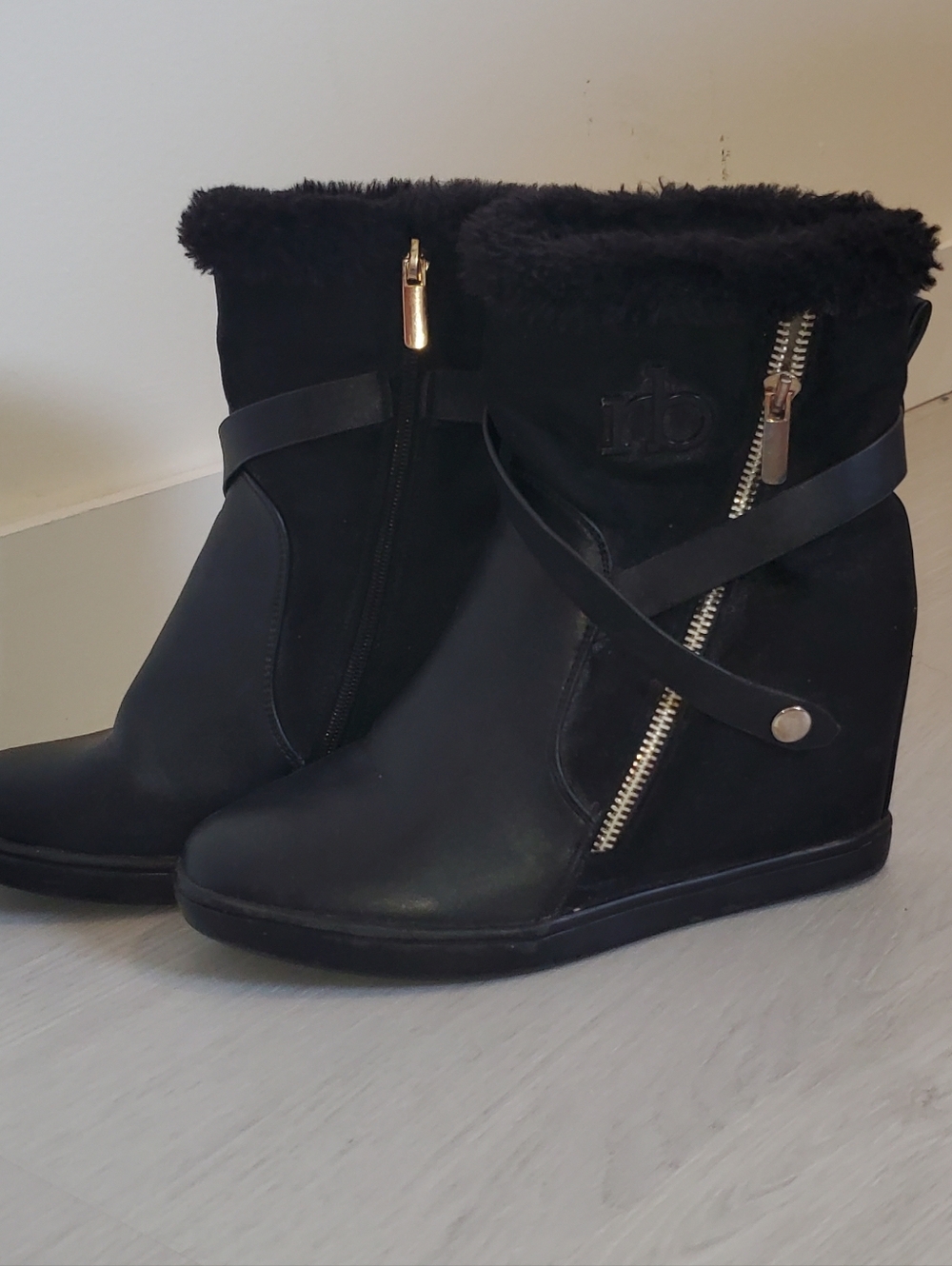 RB Black Fur-Trim Wedge Ankle Boot